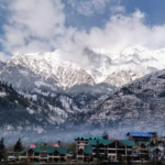 Top 5 travel destinations in India for youth: Manali, Mountain View